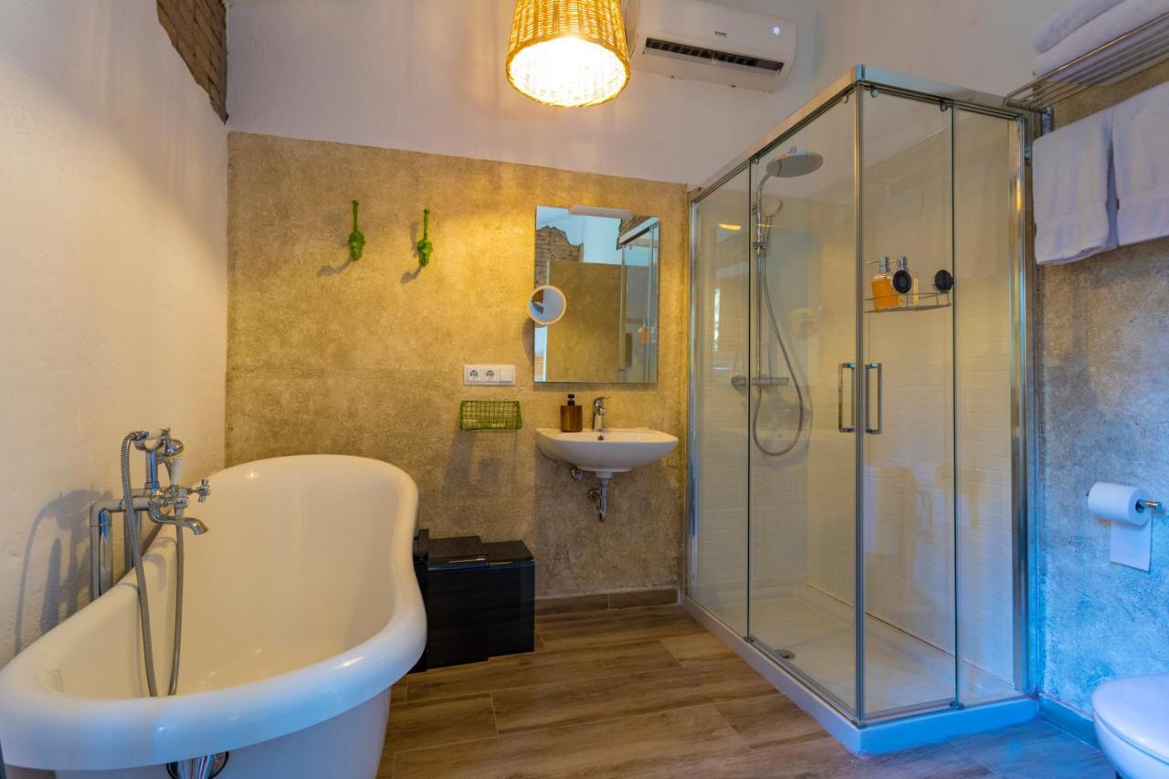 סנט קוגאט דל ואייס Hotel Torre Barcelona מראה חיצוני תמונה